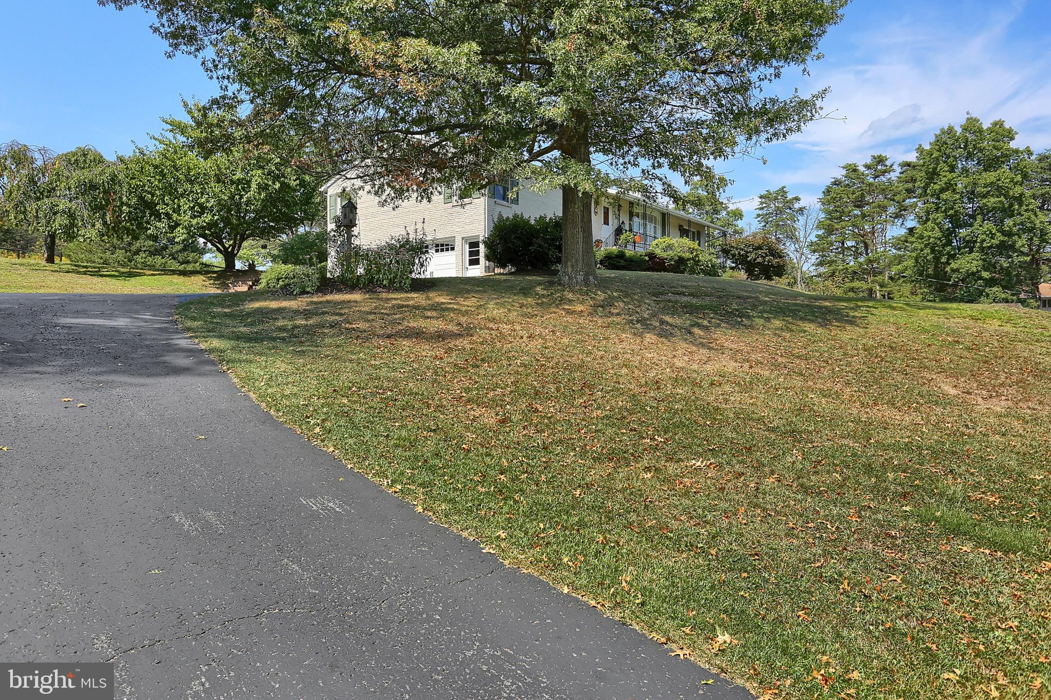 344 Rich Valley Road Carlisle, PA 17015 - Photo 4 of 38 Gallery Image 4