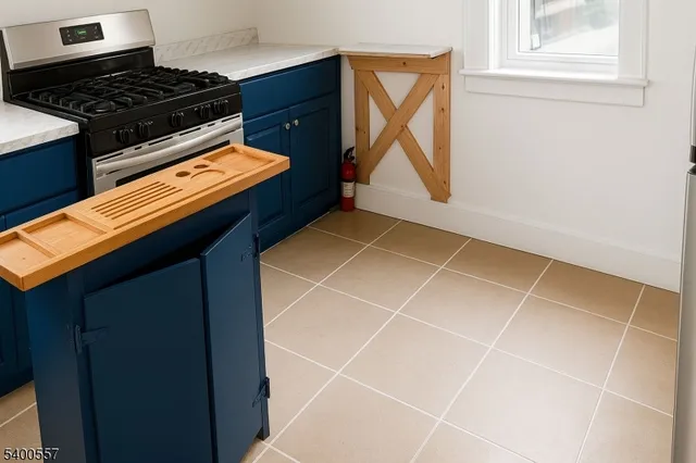 $2,100 | 14 Norwood Avenue, Irvington, NJ 07111