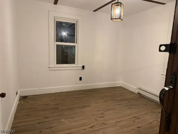 $2,050 | 14 Norwood Avenue, Irvington, NJ 07111