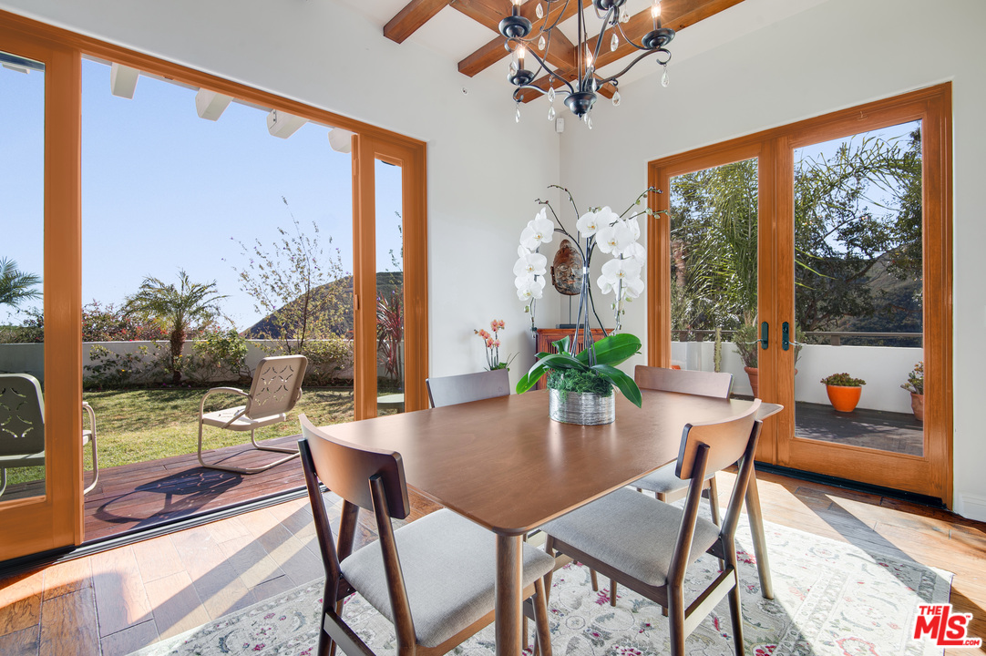 1912 Lookout Road Malibu, CA 90265 - Photo 16 of 43 Gallery Image 16