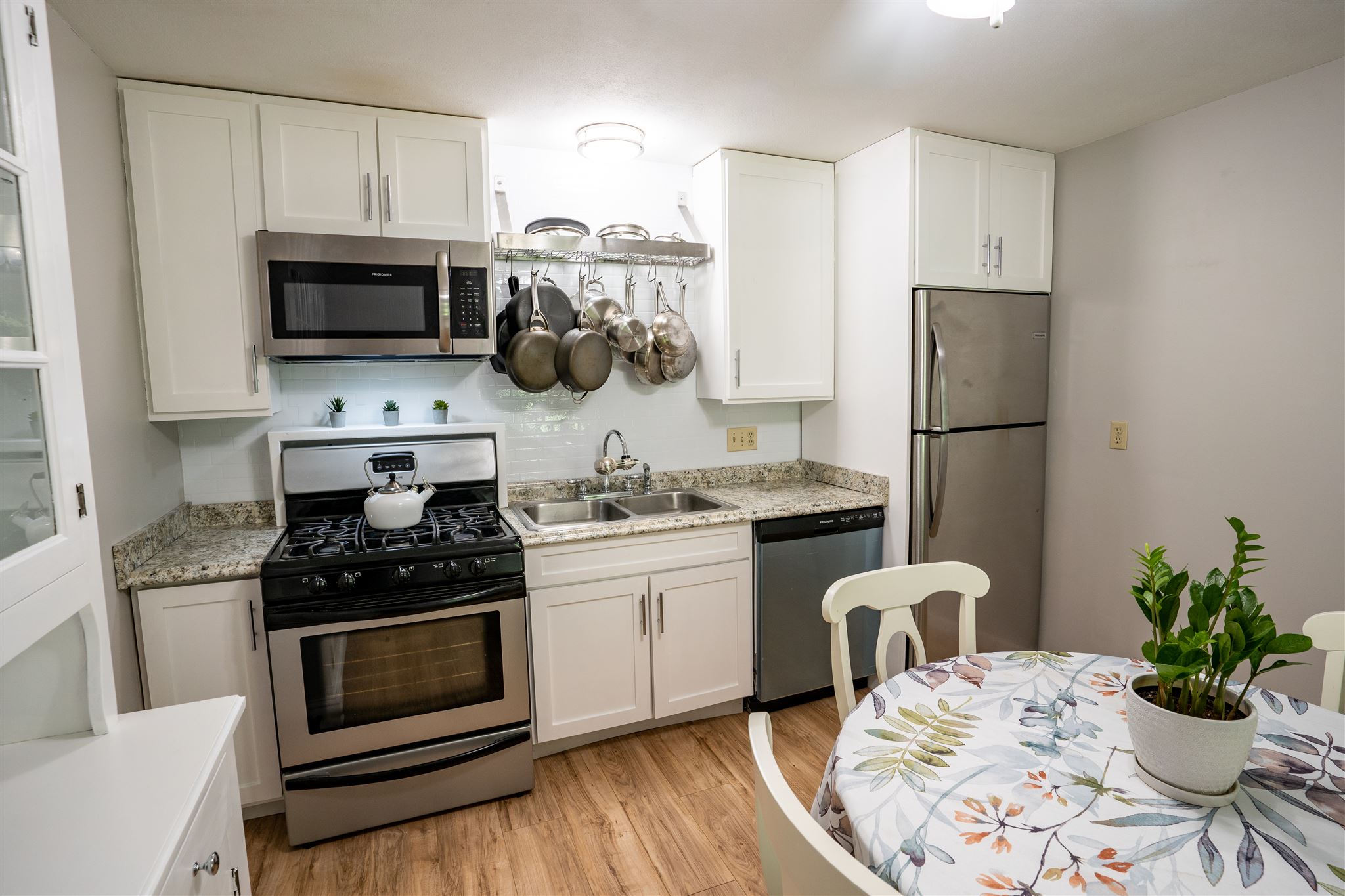 30 Old Dover Road, Unit 304 Rochester, NH 03867 - Photo 4 of 27