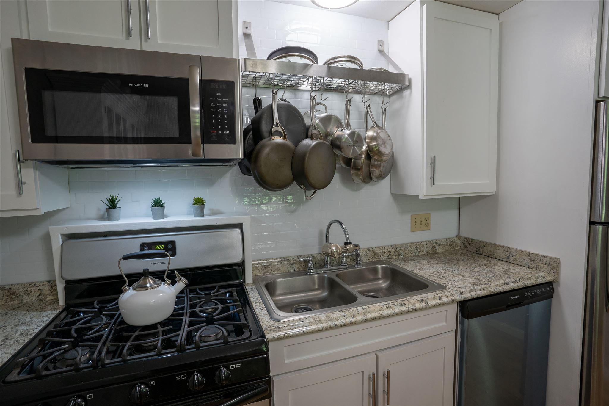 30 Old Dover Road, Unit 304 Rochester, NH 03867 - Photo 5 of 27