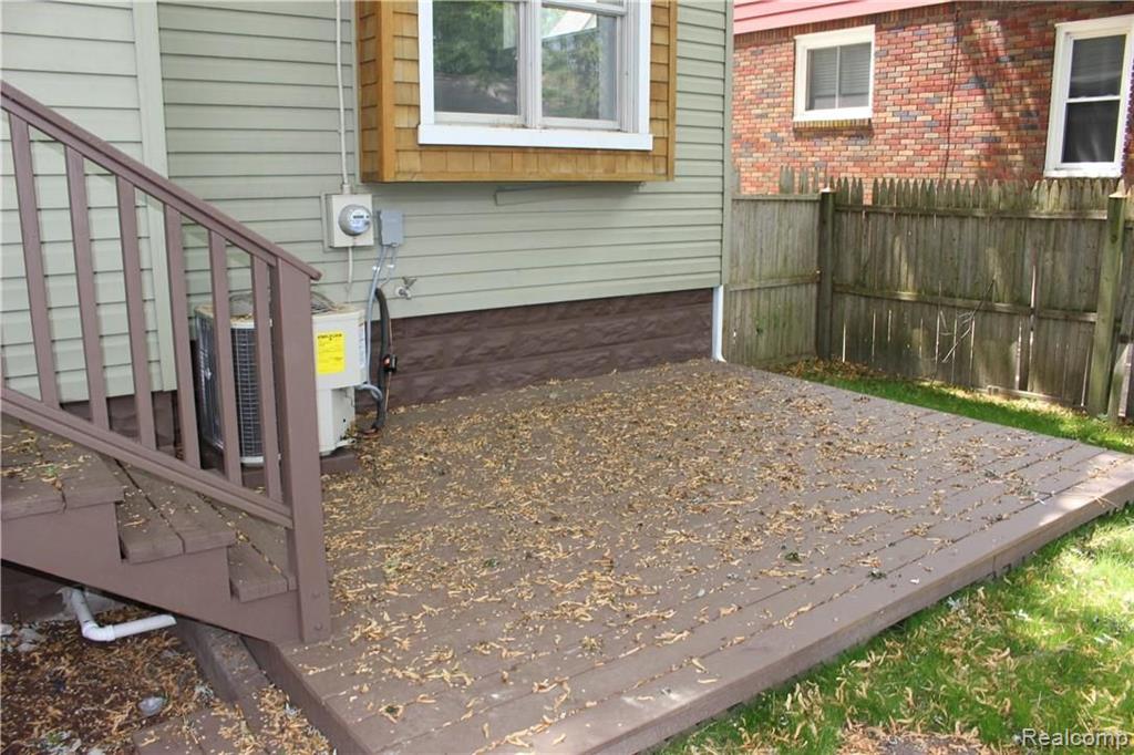 674 Princeton Road Berkley, MI 48072 - Photo 18 of 20