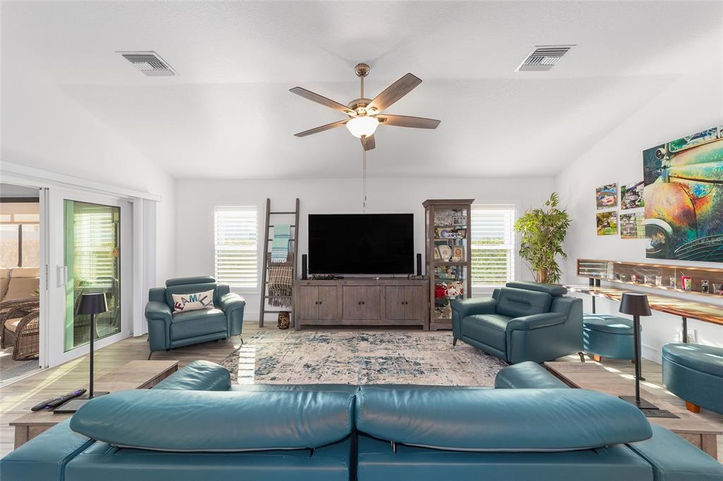 6328 Danielson Loop The Villages, FL 32163 - Photo 12 of 32