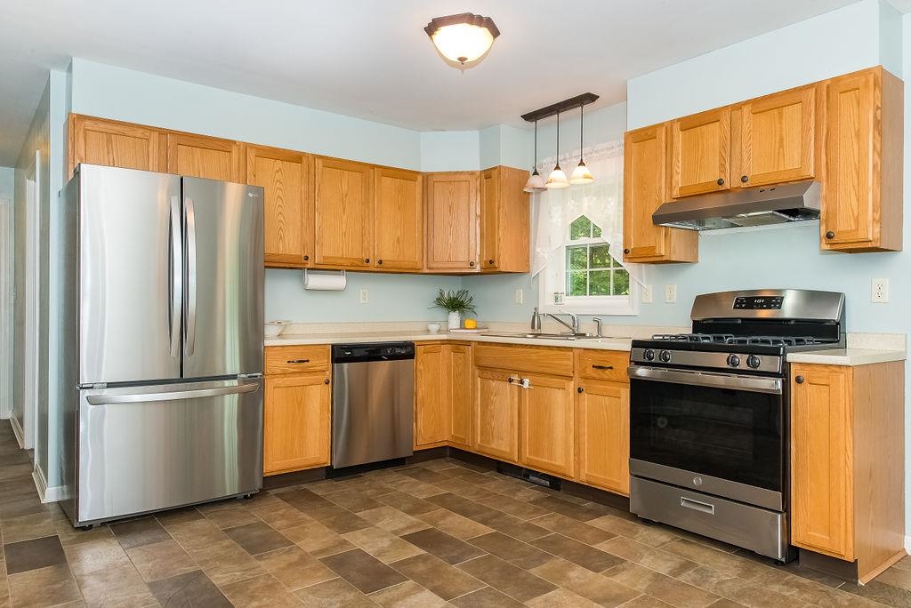 83 Northwood Road Strafford, NH 03884 - Photo 10 of 58