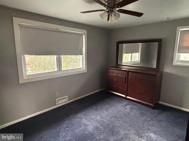 $424,900 | 17 Oak Drive, Stratford, NJ 08084