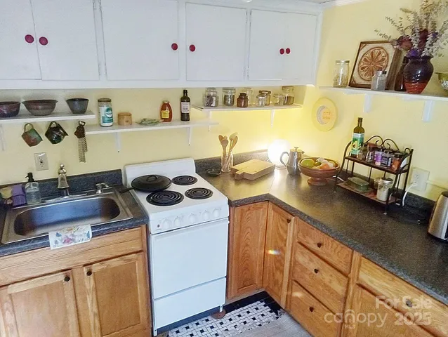 $624,000 | 17 Hubbard Avenue, Asheville, NC 28806