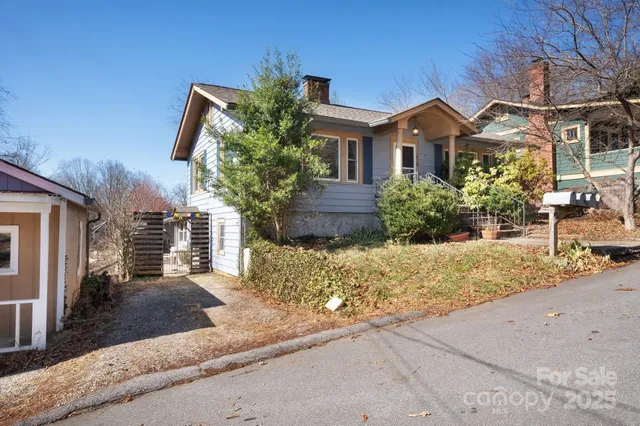 $624,000 | 17 Hubbard Avenue, Asheville, NC 28806