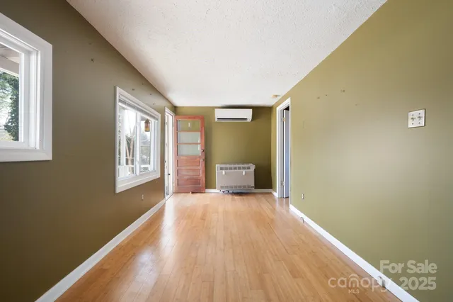 $624,000 | 17 Hubbard Avenue, Asheville, NC 28806