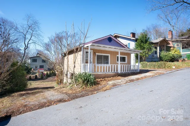 $624,000 | 17 Hubbard Avenue, Asheville, NC 28806