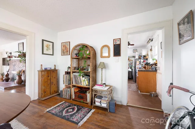 $624,000 | 17 Hubbard Avenue, Asheville, NC 28806