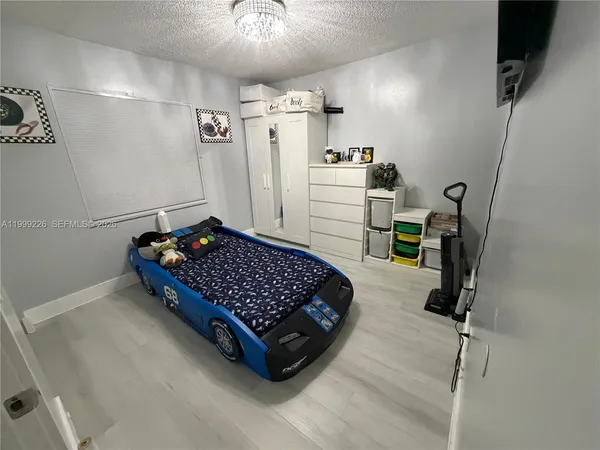 $2,600 | 6878 Northwest 173rd Drive, Unit 907, Hialeah, FL 33015