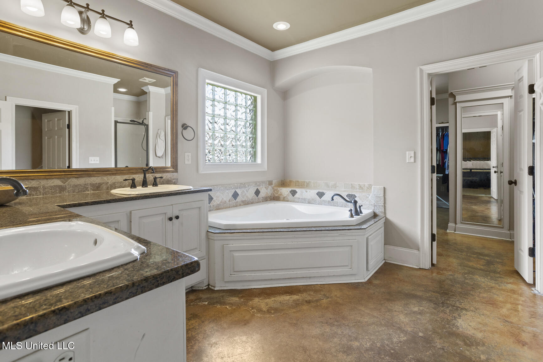 111 Meadow Pointe Cove Brandon, MS 39042 - Photo 16 of 27 111 Meadow Pointe Cove-15