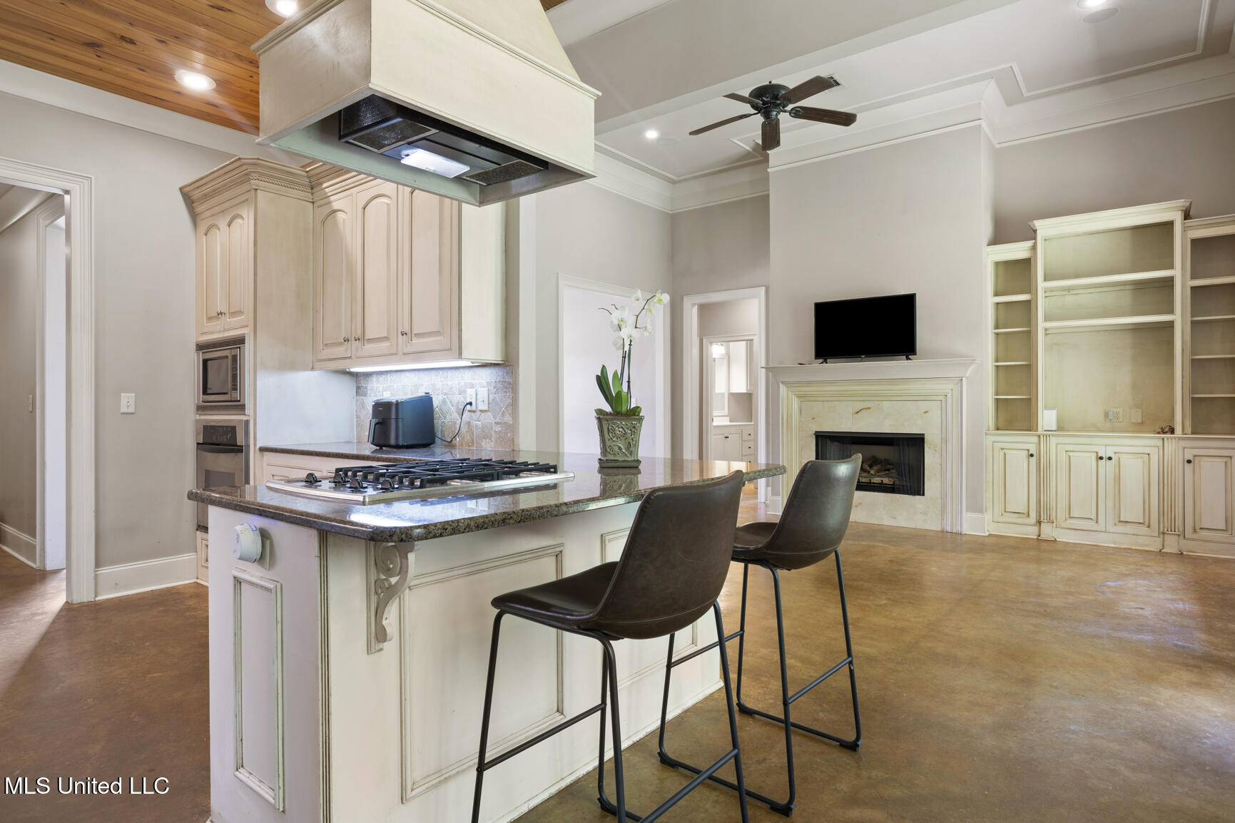 111 Meadow Pointe Cove Brandon, MS 39042 - Photo 9 of 27 111 Meadow Pointe Cove-8