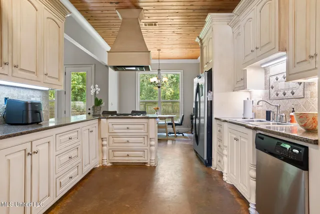 $348,000 | 111 Meadow Pointe Cove, Brandon, MS 39042