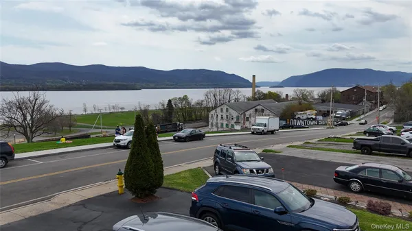 $309,000 | 16 Washington Place, Newburgh, NY 12550