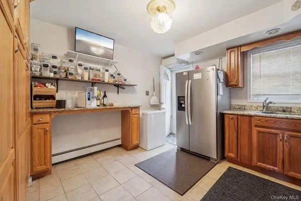 $309,000 | 16 Washington Place, Newburgh, NY 12550