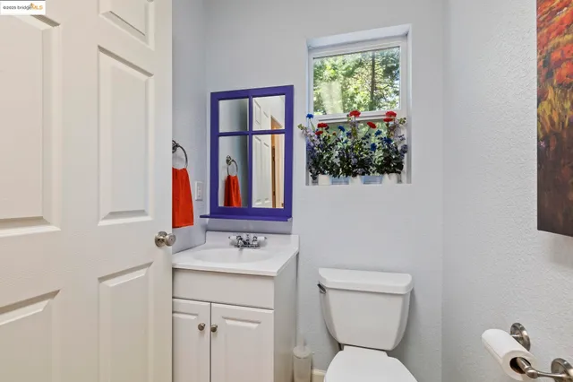 $435,000 | 25195 Esther Avenue, Long Barn, CA 95335