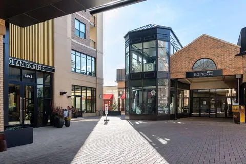 $3,495,000 | 5009 Bruce Avenue, Edina, MN 55424