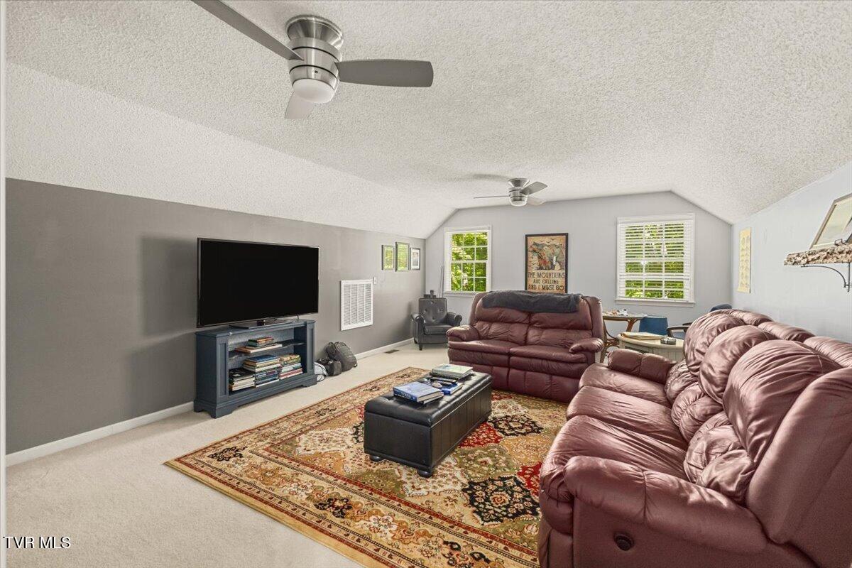1 Deercreek Drive Kingsport, TN 37660 - Photo 45 of 58 46-128A6681