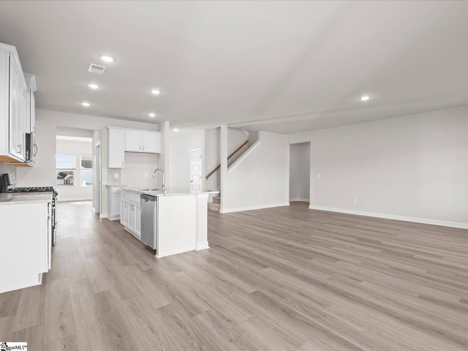 127 Firehole Road Gray Court, SC 29645 - Photo 7 of 45