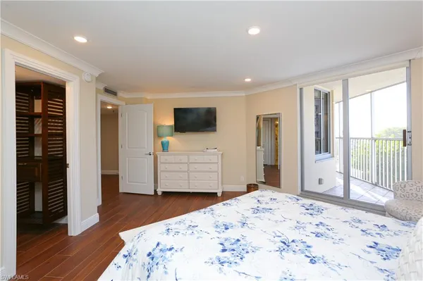 $12,000 | 4041 Gulf Shore Boulevard North, Unit 305, Naples, FL 34103