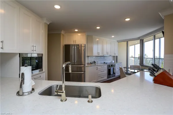 $12,000 | 4041 Gulf Shore Boulevard North, Unit 305, Naples, FL 34103