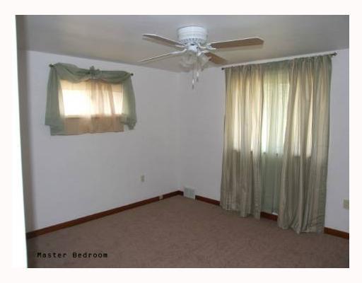 602 Burchfield Road Allison Park, PA 15101 - Photo 13 of 17 Master Bedroom.