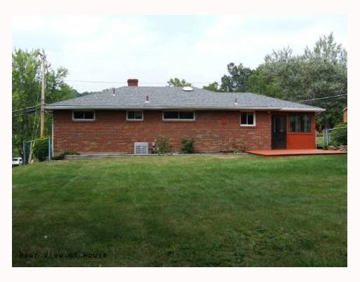 602 Burchfield Road Allison Park, PA 15101 - Photo 4 of 17 Exterior Back.