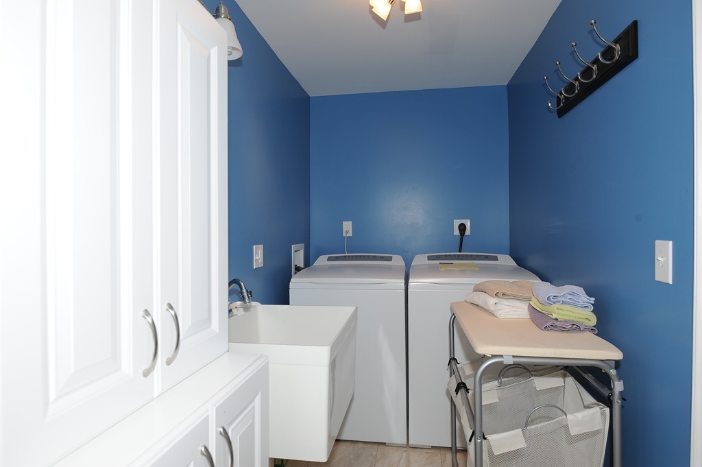 180 Montague Road Amherst, MA 01002 - Photo 11 of 29