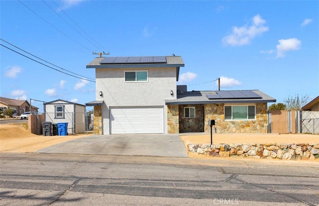 351 Armory Road Barstow, CA 92311 - Photo 6 of 35 a view of a house with a terrace