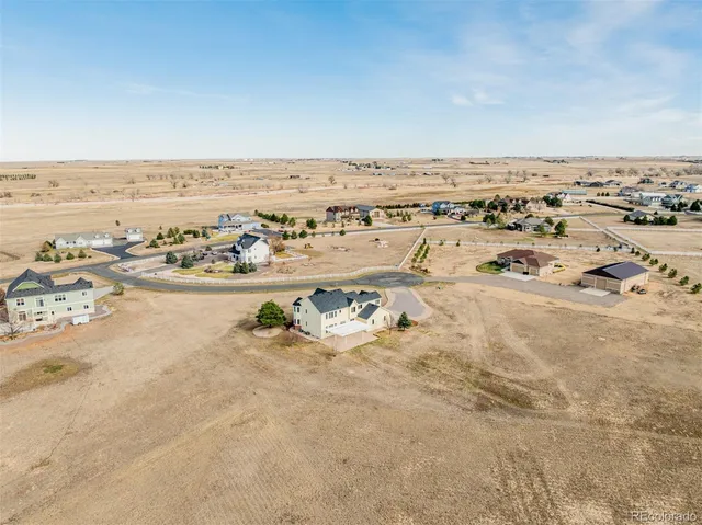 $800,000 | 831 Kirby Court, Watkins, CO 80137