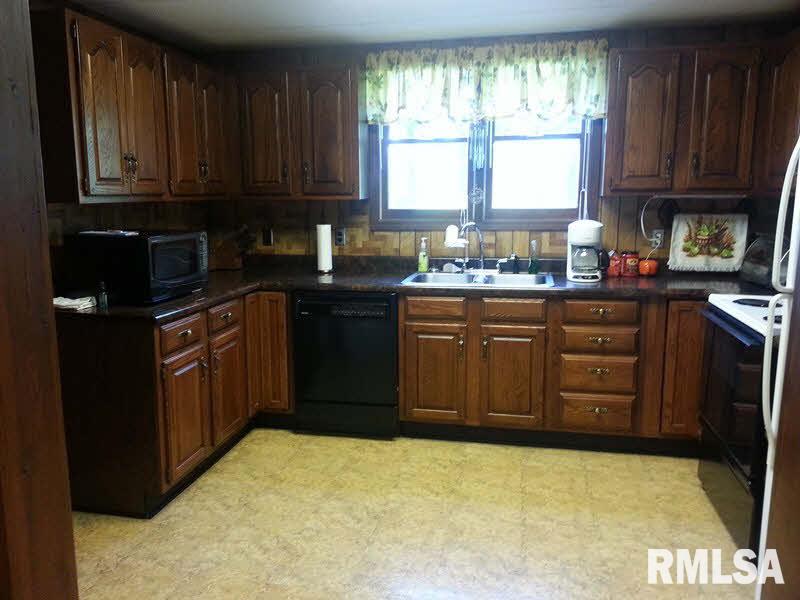 43 Rosebud Road Golconda, IL 62938 - Photo 5 of 14 Gallery Image 5