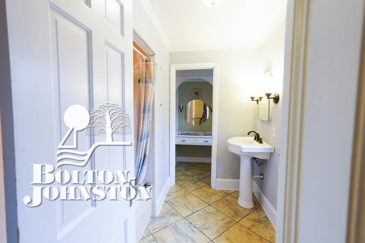 734 Barrington Road Grosse Pointe Park, MI 48230 - Photo 20 of 29