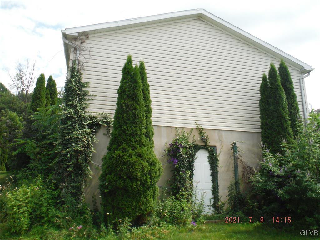 14 Abbey Road Easton, PA 18040 - Photo 2 of 12 Gallery Image 2