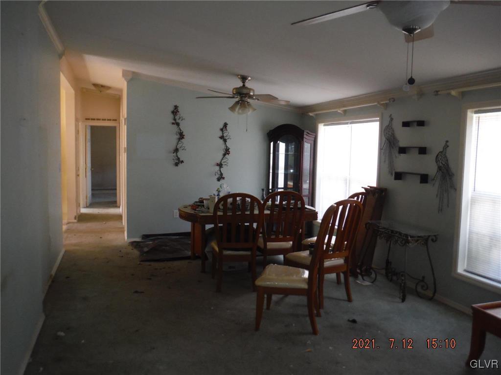 14 Abbey Road Easton, PA 18040 - Photo 5 of 12 Gallery Image 5