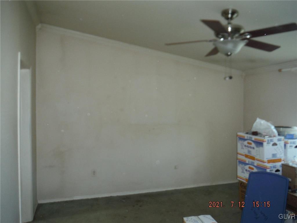 14 Abbey Road Easton, PA 18040 - Photo 7 of 12 Gallery Image 7