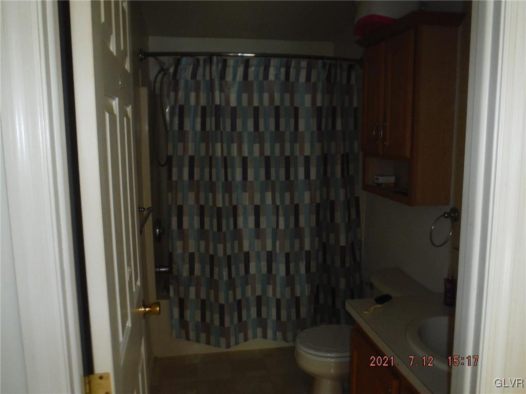 14 Abbey Road Easton, PA 18040 - Photo 10 of 12 Gallery Image 10