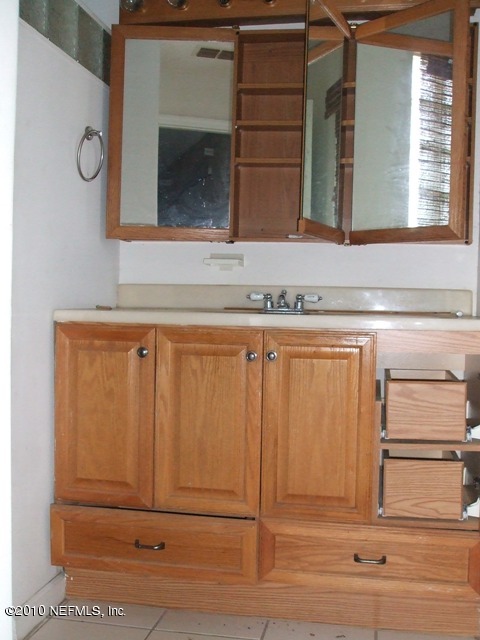 5334 South River Road Jacksonville, FL 32211 - Photo 3 of 6 master bath 2