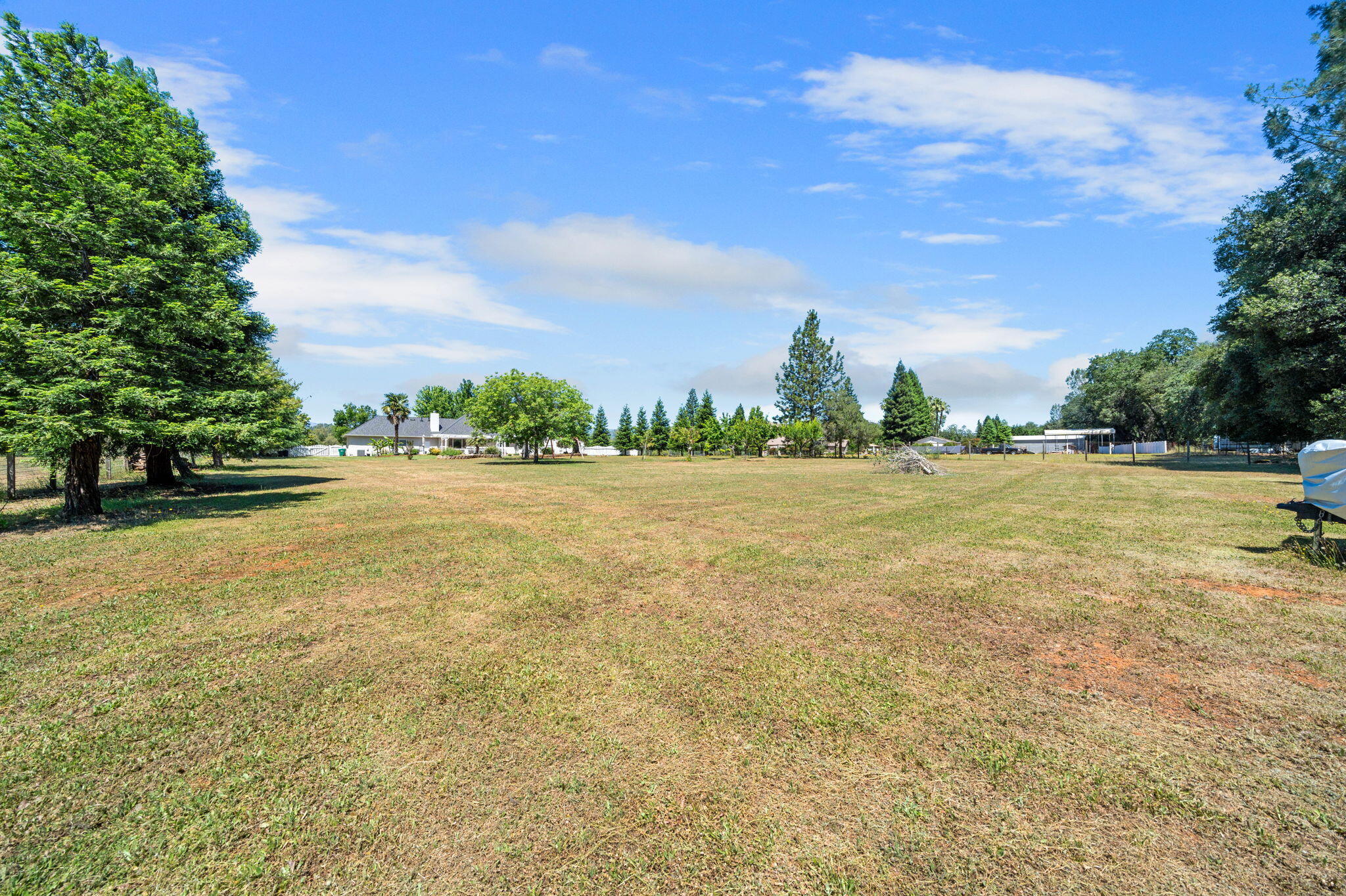 13087 Spring Lake Street Redding, CA 96003 - Photo 60 of 80 61-web-or-mls-BiggerFlow Real Estate Med