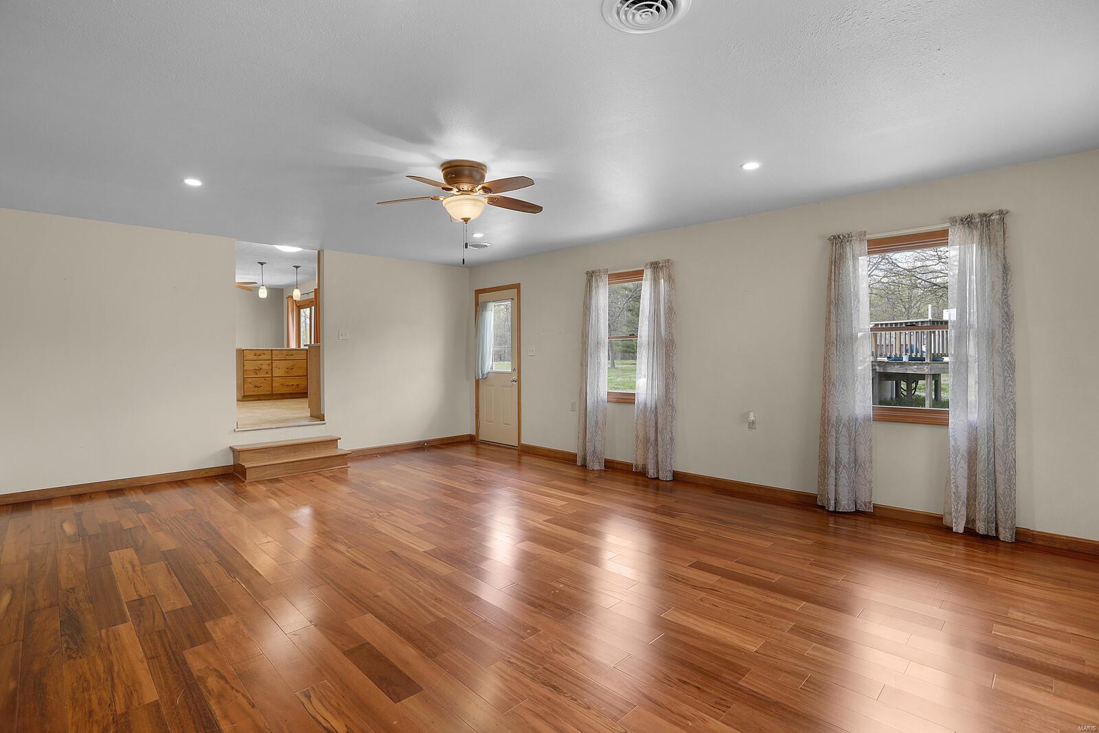 127 Schrage Road Pocahontas, IL 62275 - Photo 12 of 28