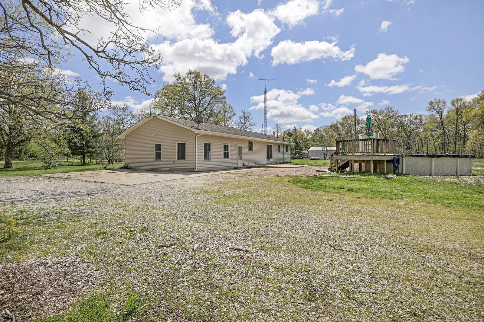 127 Schrage Road Pocahontas, IL 62275 - Photo 23 of 28