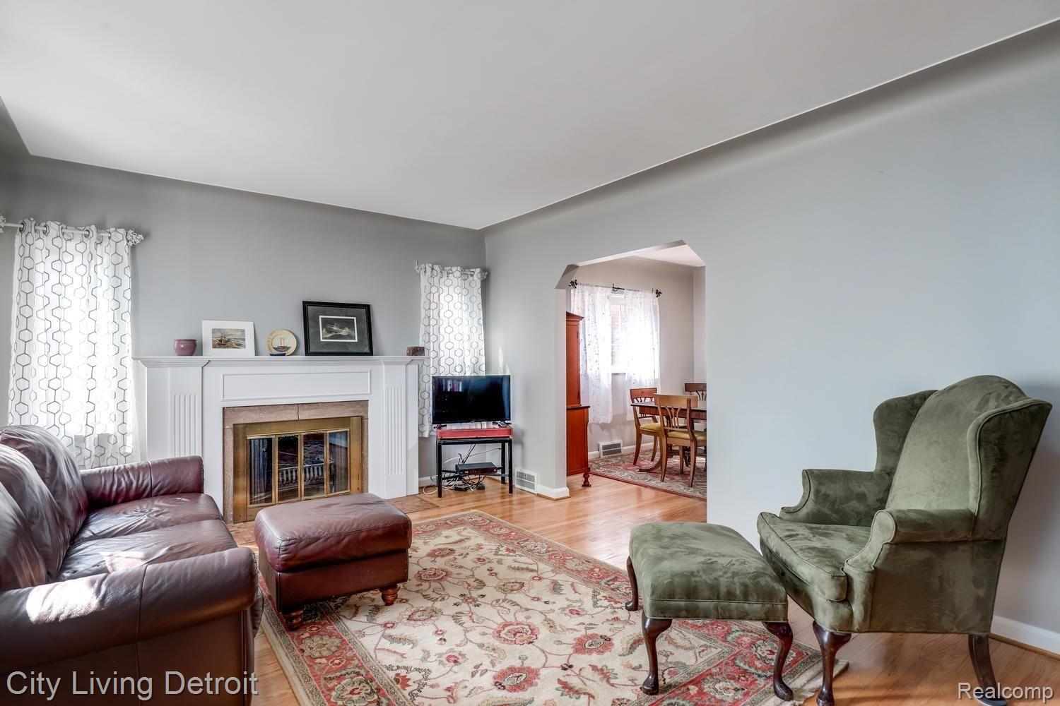 5567 Harvard Road Detroit, MI 48224 - Photo 12 of 37 5567 Harvard Rd Detroit MI-large-007-71-5567 Harvard Rd00008-1500x1000-72dpi.jpg