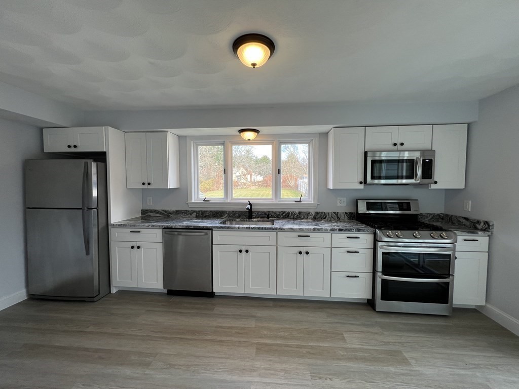 822 State Road Westport, MA 02790 - Photo 16 of 31 Gallery Image 16
