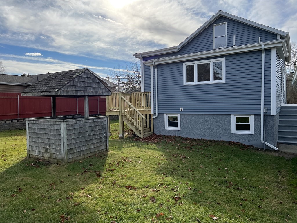 822 State Road Westport, MA 02790 - Photo 5 of 31 Gallery Image 5