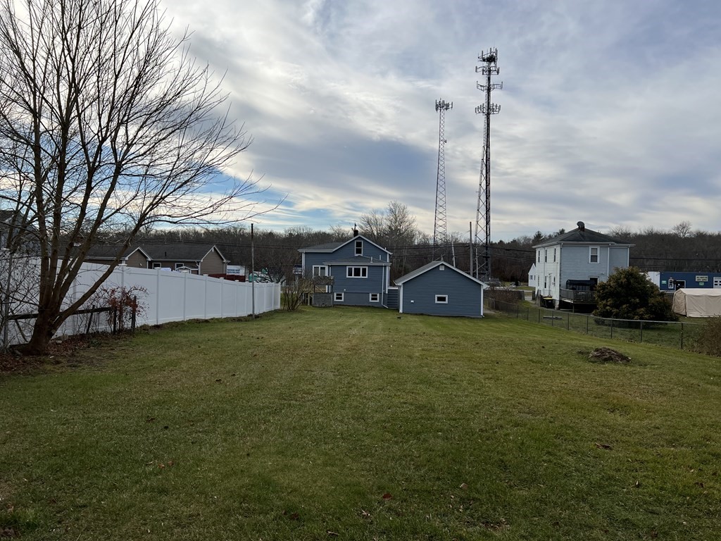 822 State Road Westport, MA 02790 - Photo 9 of 31 Gallery Image 9