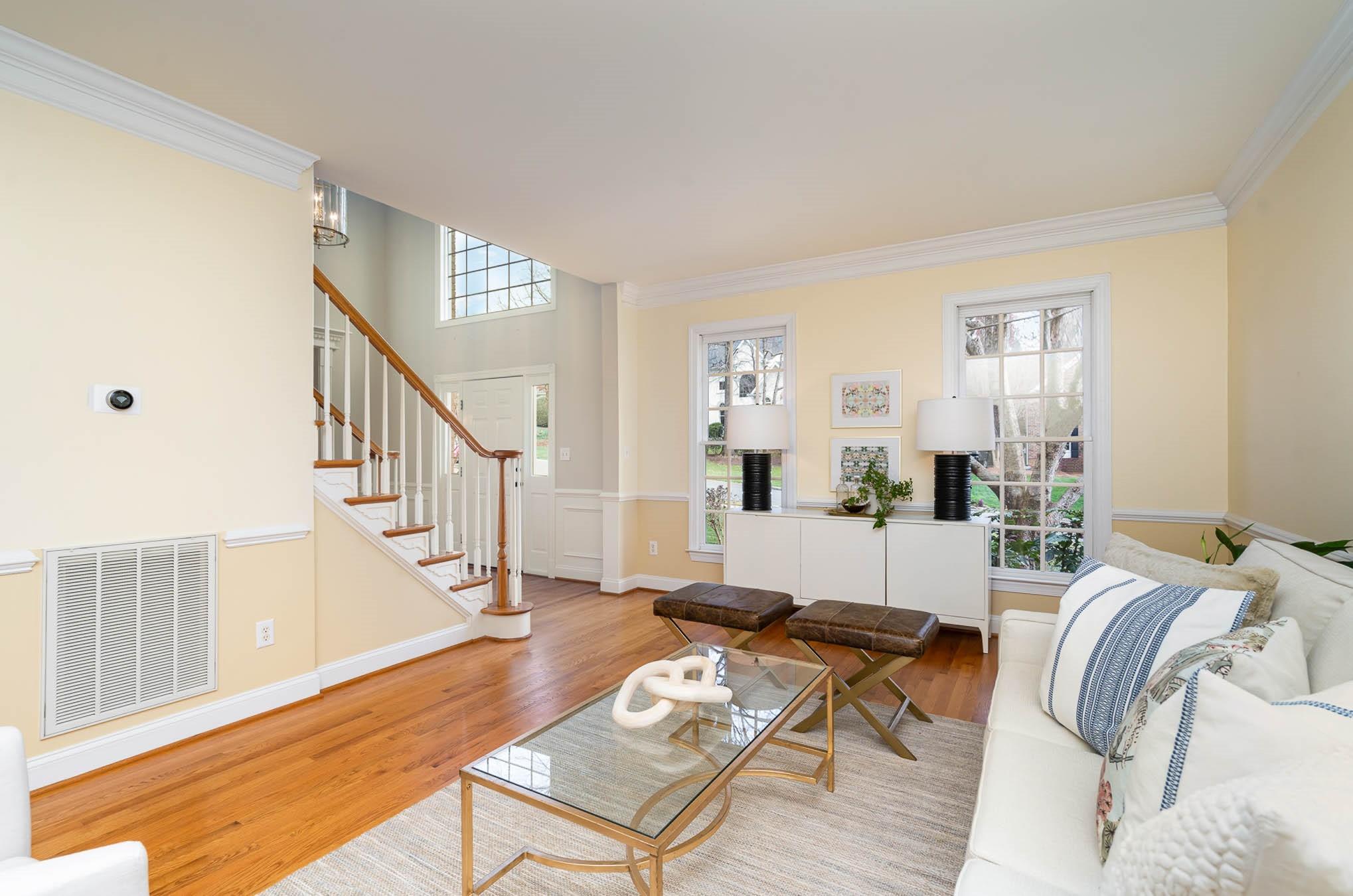 3924 Highview Road Charlotte, NC 28210 - Photo 5 of 45 a living room with furniture and wooden floor