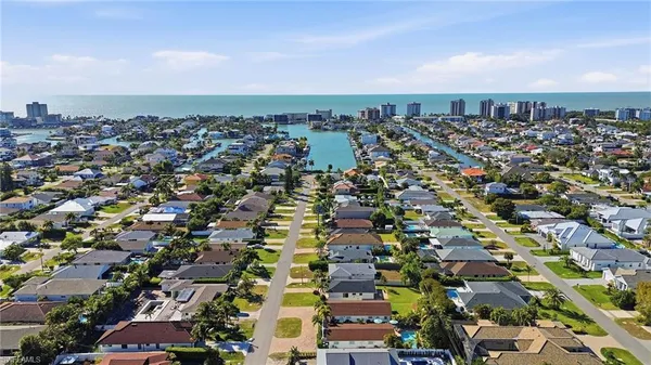 an aerial view of multiple house