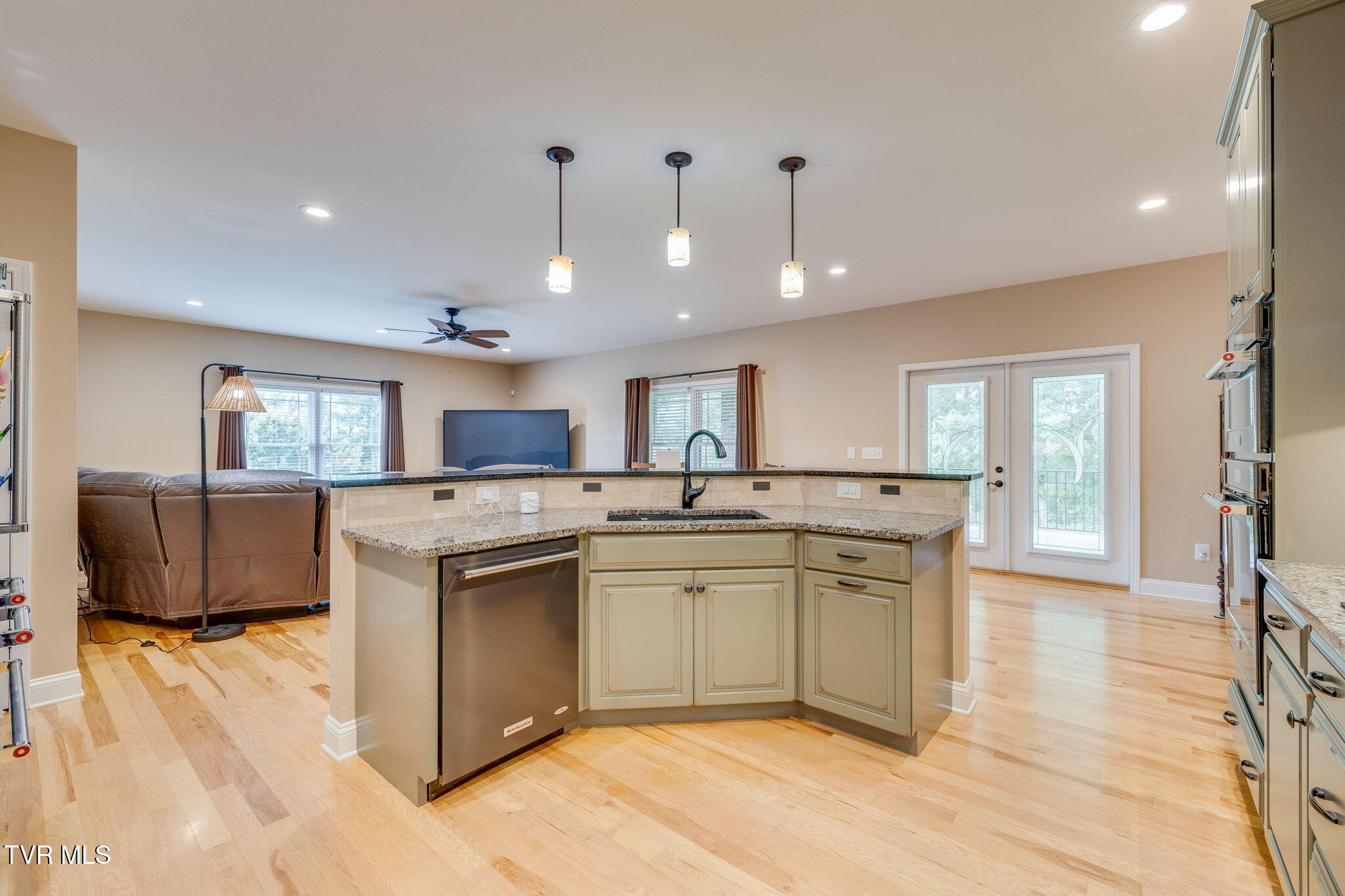 1570 Carl Doty Road Afton, TN 37616 - Photo 17 of 74 016