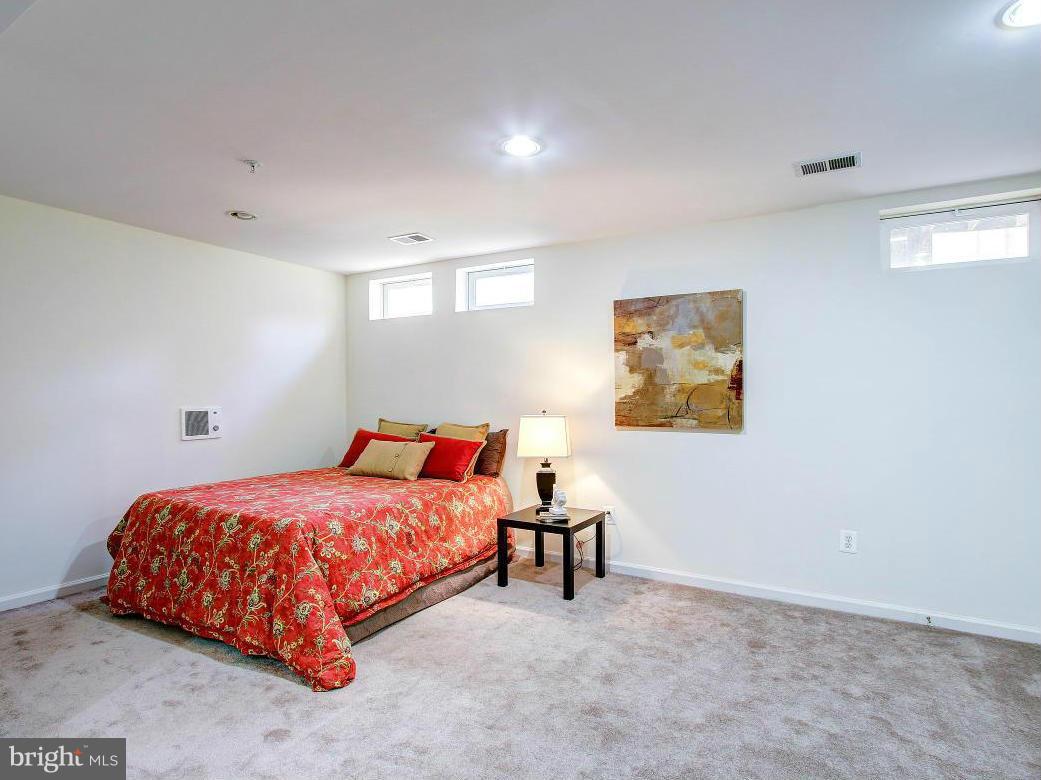13922 Lullaby Road Germantown, MD 20874 - Photo 25 of 29 Basement